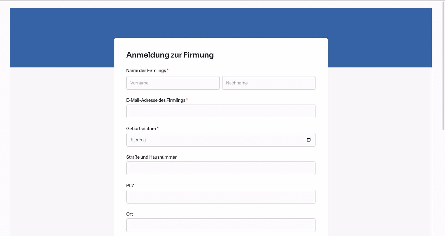 Die öffentliche Anmeldeseite mit der Überschrift Anmeldung zur Firmung und den Feldern für Name, E-Mail-Adresse, Geburtsdatum und Adresse.