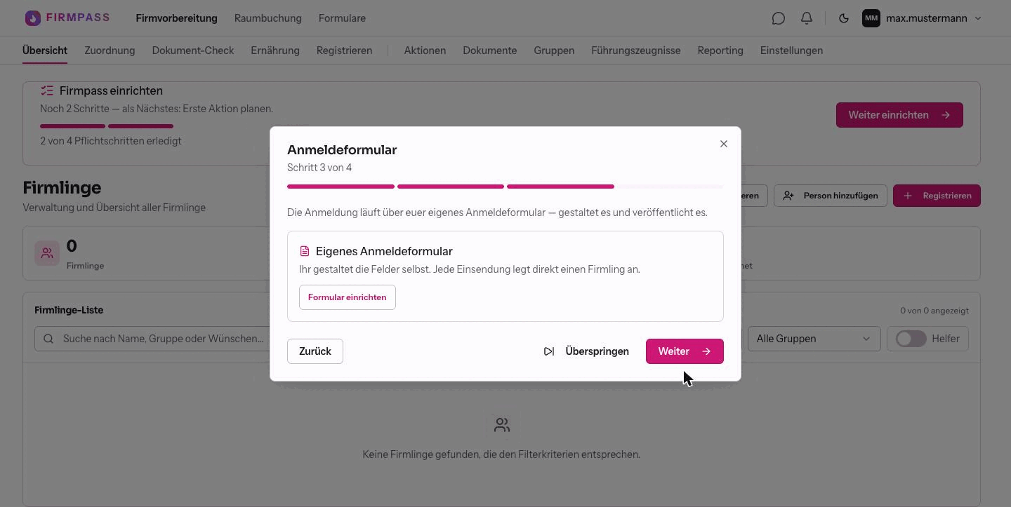 Schritt 3 des Assistenten mit der Karte „Eigenes Anmeldeformular“ und dem Knopf „Formular einrichten“.
