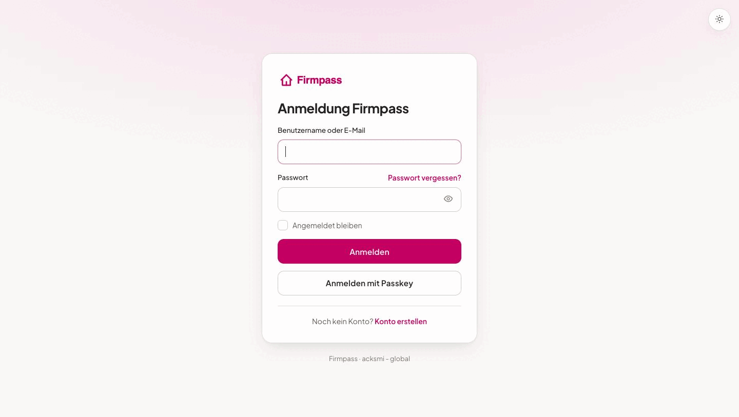 Die Anmeldung von Firmpass mit den Feldern Benutzername oder E-Mail und Passwort, dem Haken Angemeldet bleiben und den Schaltflächen Anmelden und Anmelden mit Passkey.